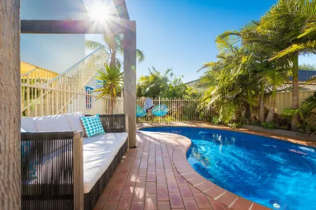 Seashells Apartments Merimbula Отели в г. Меримбула