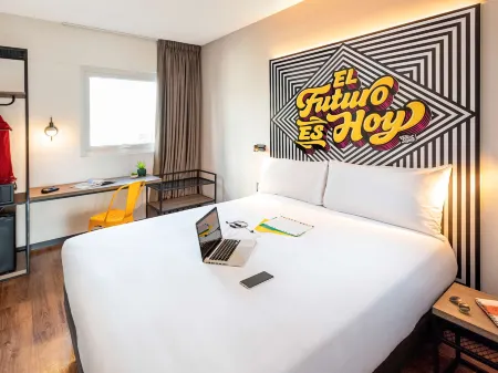 Ibis Styles Lima San Isidro