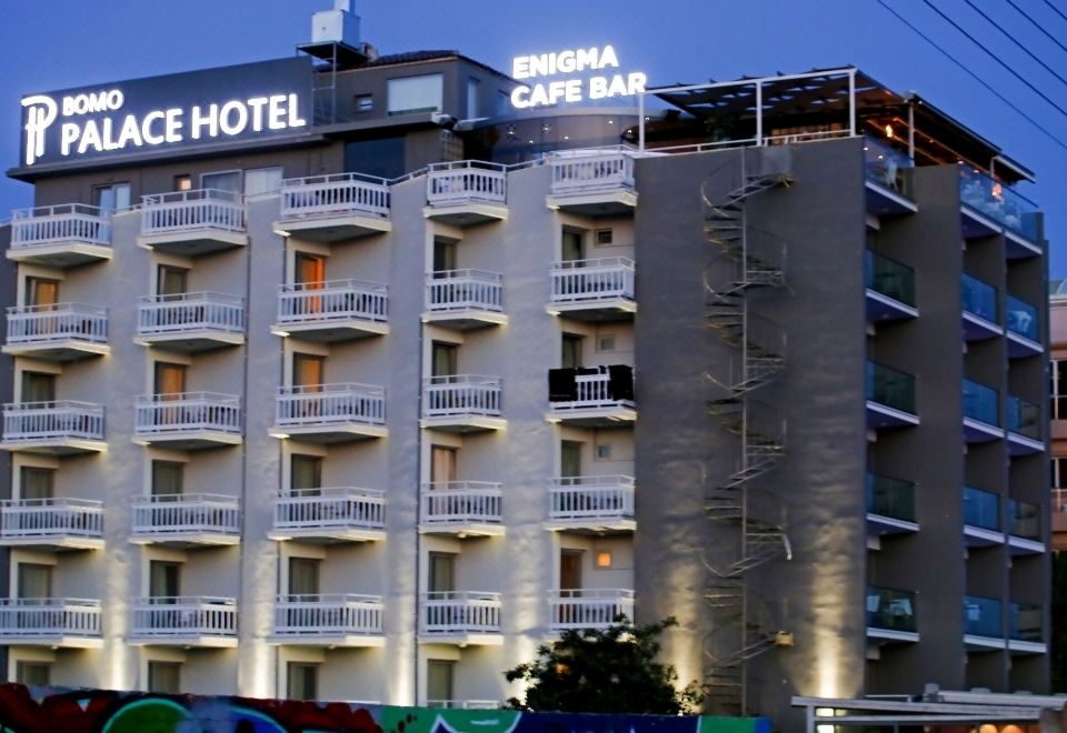 4. 팰리스 호텔 보..