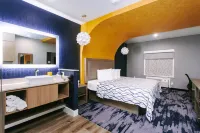 Palace Inn Blue Houston East Beltway 8