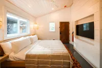 Surf Lodge Hotel di Stinson Beach