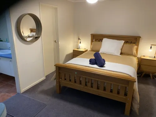 Jan Juc Beach Break - Walk to Beach, Pet Friendly - 3-Star