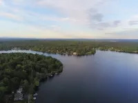 1913 LOVE SHACK Bethel NY Bethel Woods your own Private Dock on LAKE 6 BREWERIES