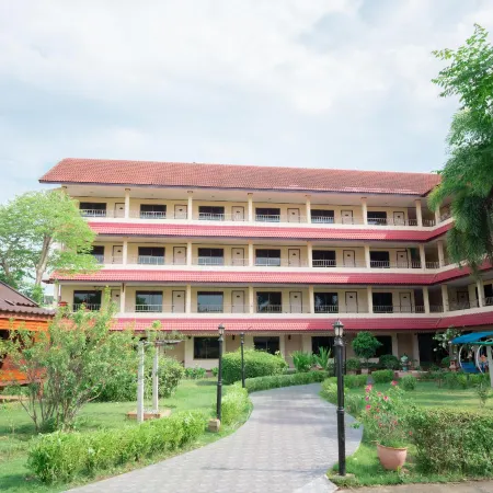 Kohloy Golden Park Hotel