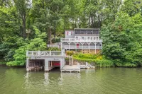 Lake Lure Cottage~Pontoon Available 2 Rent!