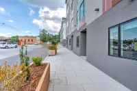 City View South Slope Townhome