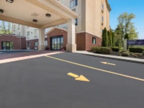 Sleep Inn & Suites Hotels in Straban Township