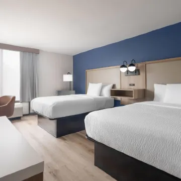 โรงแรม La Quinta Inn & Suites บาย Wyndham Myrtle Beach โรงแรมใกล้โรงละครแอชเชอร์