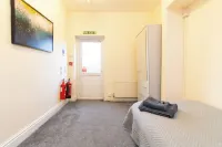 Thornbury Guest House Room 6