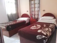 Amenophis Hotel Hôtels à : 