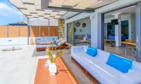 Amphitheatre Suites