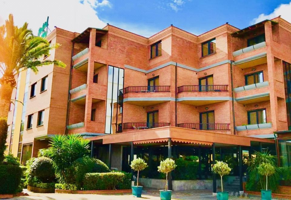 hotel overview picture