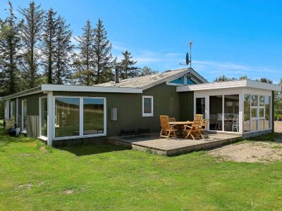 4 Star Holiday Home in Hals