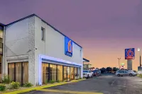 Motel 6 Villa Park, IL - Chicago West Hotels in Villa Park