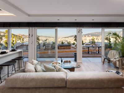 Supreme Luxury Suites by Athens Stay