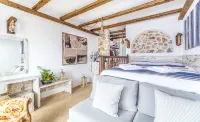 Limeri Traditional Guest House