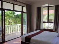 Island View Beachfront Resort Hotels in Anda