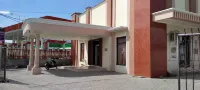 Hotel Raja Akas Hotel dekat Mawar Merah Kost