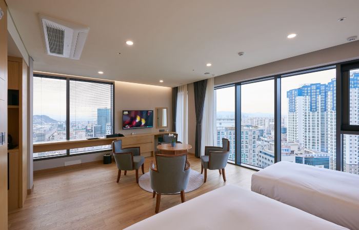 CS Hotel