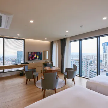 CS Hotel Hotels near Gwangju Intl. Airport