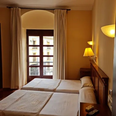 Hotel Plateros Hotels near Corredera Square