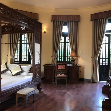 Spring Garden Villa Отели рядом с достопримечательностью «Гробница императора Ты Дыка»