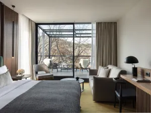 The Lynx Mountain Resort