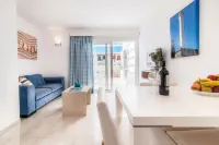 Apartamentos LIVVO Oasis - 2-Star