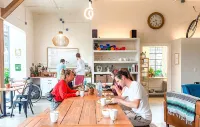 ITH Santa Barbara Beach Hostel