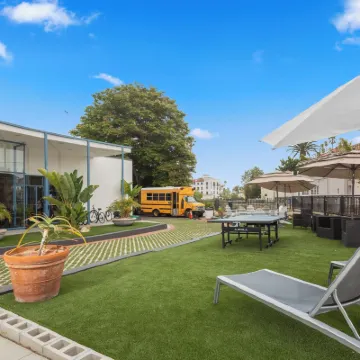 ITH Santa Barbara Beach Hostel Hotels near Arroyo Burro Beach County Park