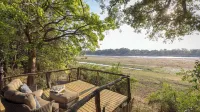 Shawa Luangwa Camp