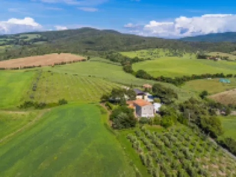 La Carraia โรงแรมในBibbona