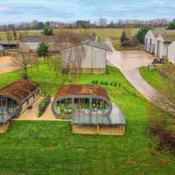 Unique 1 Bedroom Eco-Retreat in Old Chalford! Hotel Exterior
