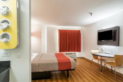 クイーンルーム(禁煙) モーテル 6 ハーヴェイの写真