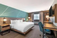 Comfort Inn & Suites Saratoga Springs Hotels in Wilton