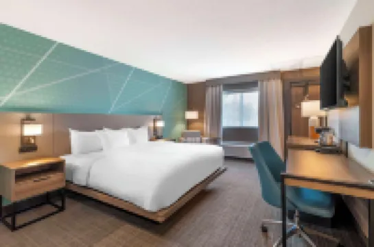 Comfort Inn & Suites Saratoga Springs Hotels in Wilton