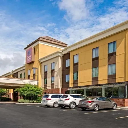 Comfort Suites