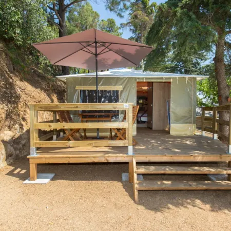 Camping Bungalows El Far