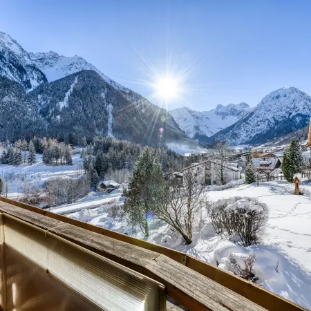 Haus Alvier - 2-zimmer Fewo Zimba mit Balkon
