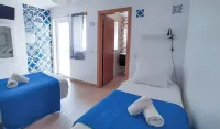Ó da Casa-Typical Portuguese Guest House - balcony