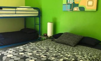 Vibe Hotel West Hollywood