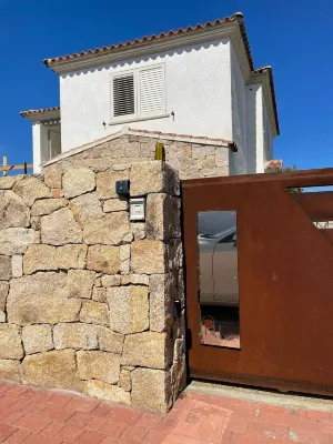R House II Hotel in zona Spiaggia di Porto Ainu