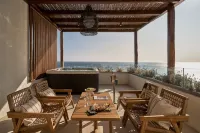 Ios Grand Pool Suites - Ocean View