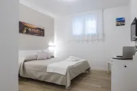 Ad Astra B&B Hotel in zona Ospedale "Vincenzo Monaldi" - AOS dei Colli