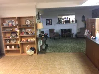 Colonial Brick Inn & Suites Hotels in Montrose