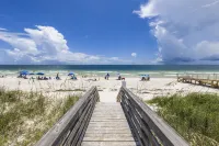 Salt and Light Surf & Racquet 204B Hotels in Gulf Shores