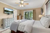 Bella Vista Lake House, MTB Trail Access, Golf, close to downtown Bentonville