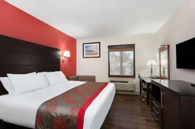 Ramada by Wyndham Panama City Hotels near Access PCB