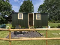 Oxton Hill Hideaway Hotels in Gedling District