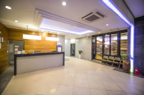 Incheon Airport Hotel Zeumes Hotels near Unseo Station